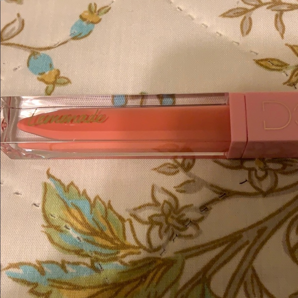 Dominque Cosmetics - Picture 2 of 2